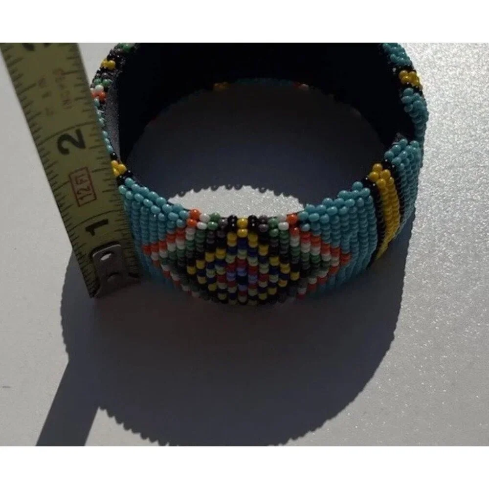 Vintage Handmade Navajo Indian Beaded Bracelet White Blue Red Yellow Sz 7.5”